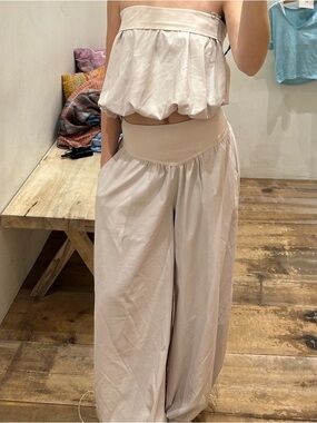 NWOT Free People Double Bubble Set